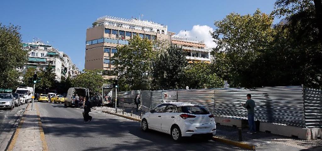 Γραμμή 4: Περιορισμός κυκλοφορίας γύρω από την πλατεία Κολωνακίου